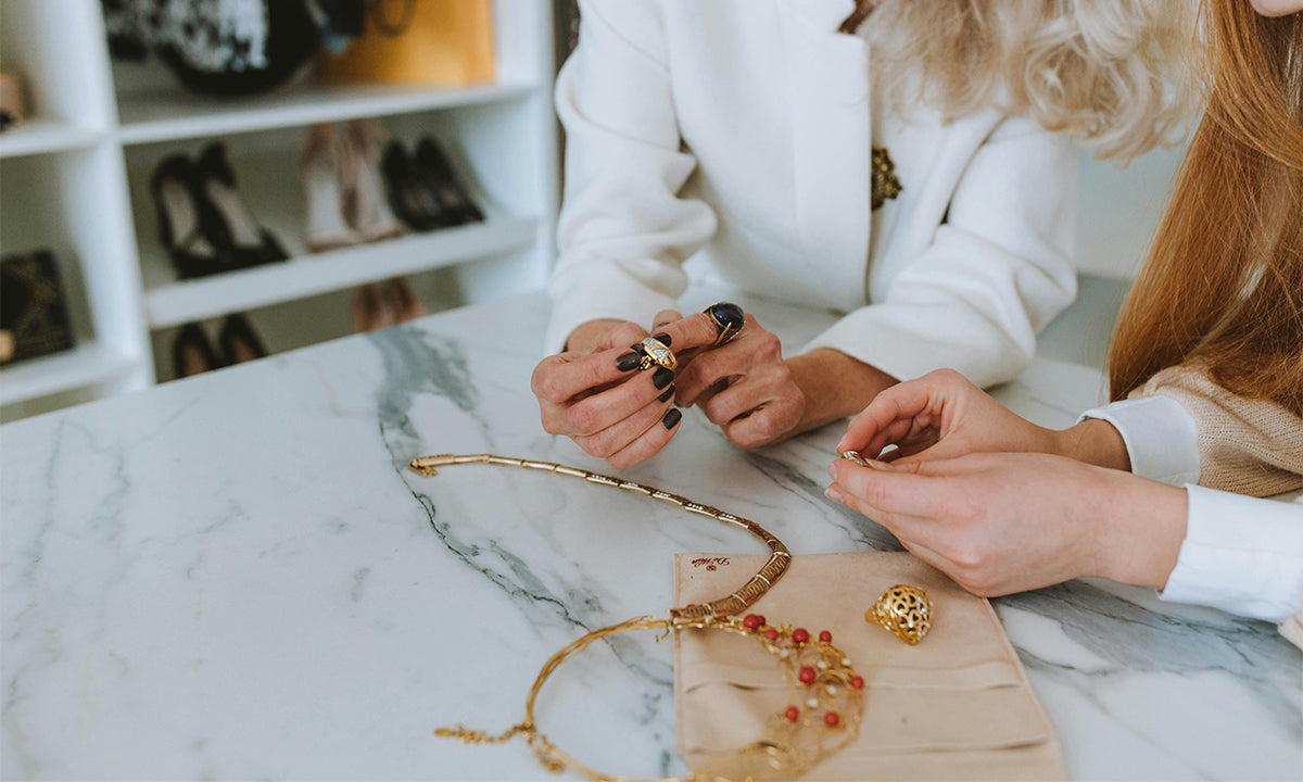 How to Choose the Right Jewelry for Different Occasions How to Choose the Right Jewelry for Different Occasions