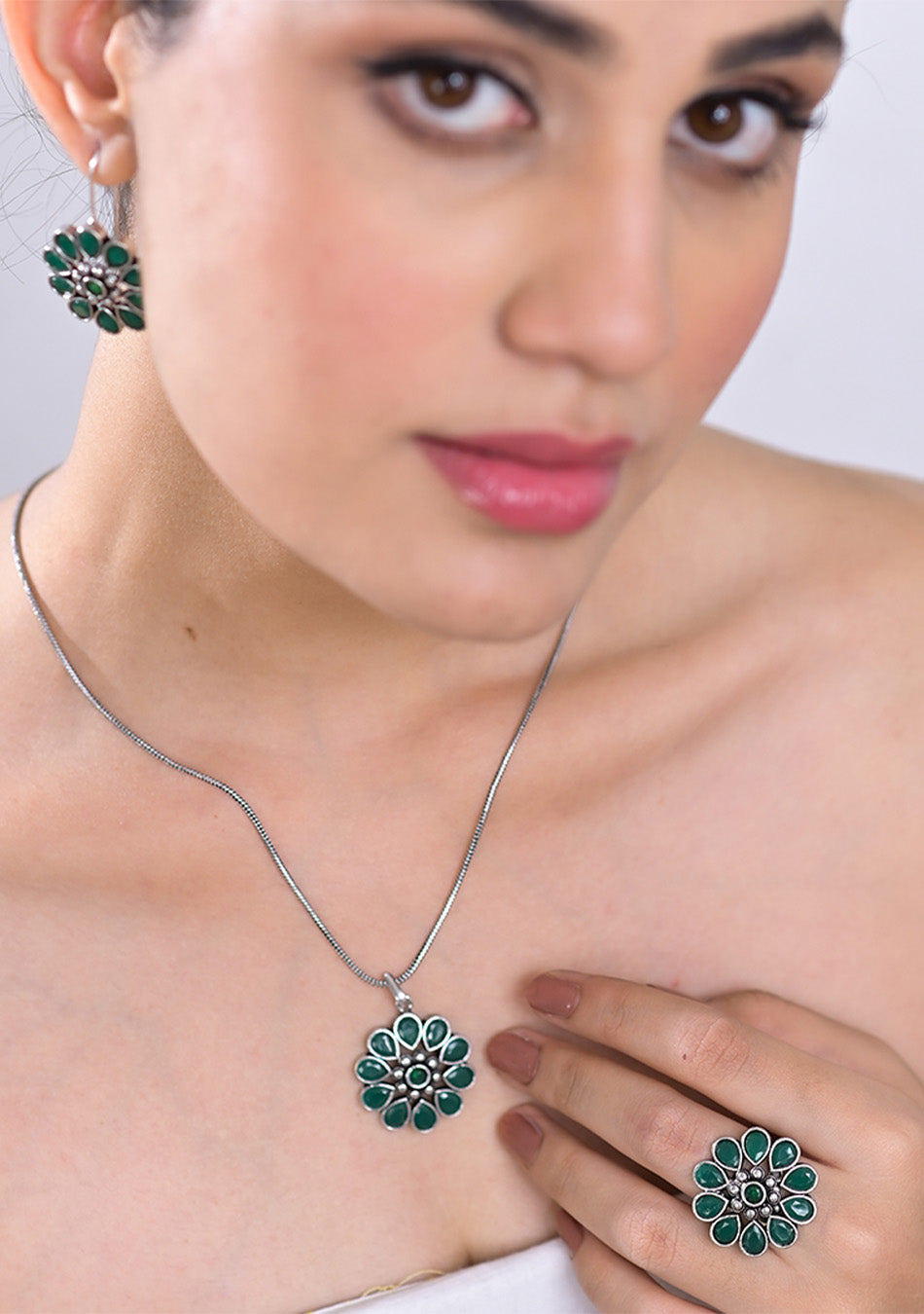 Emerald Blossom Pendant Set