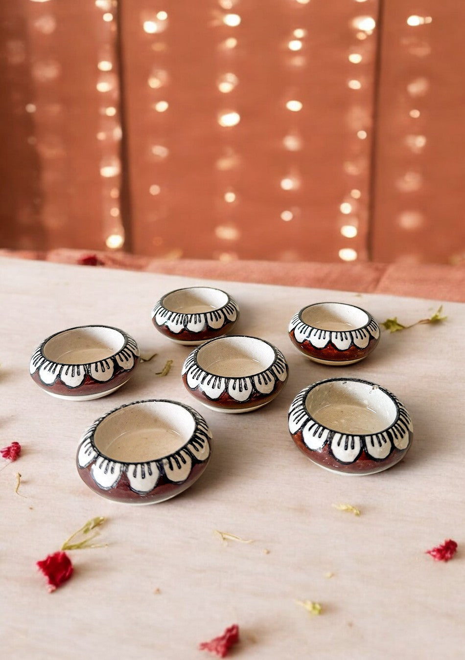 Brown leaf design Diya