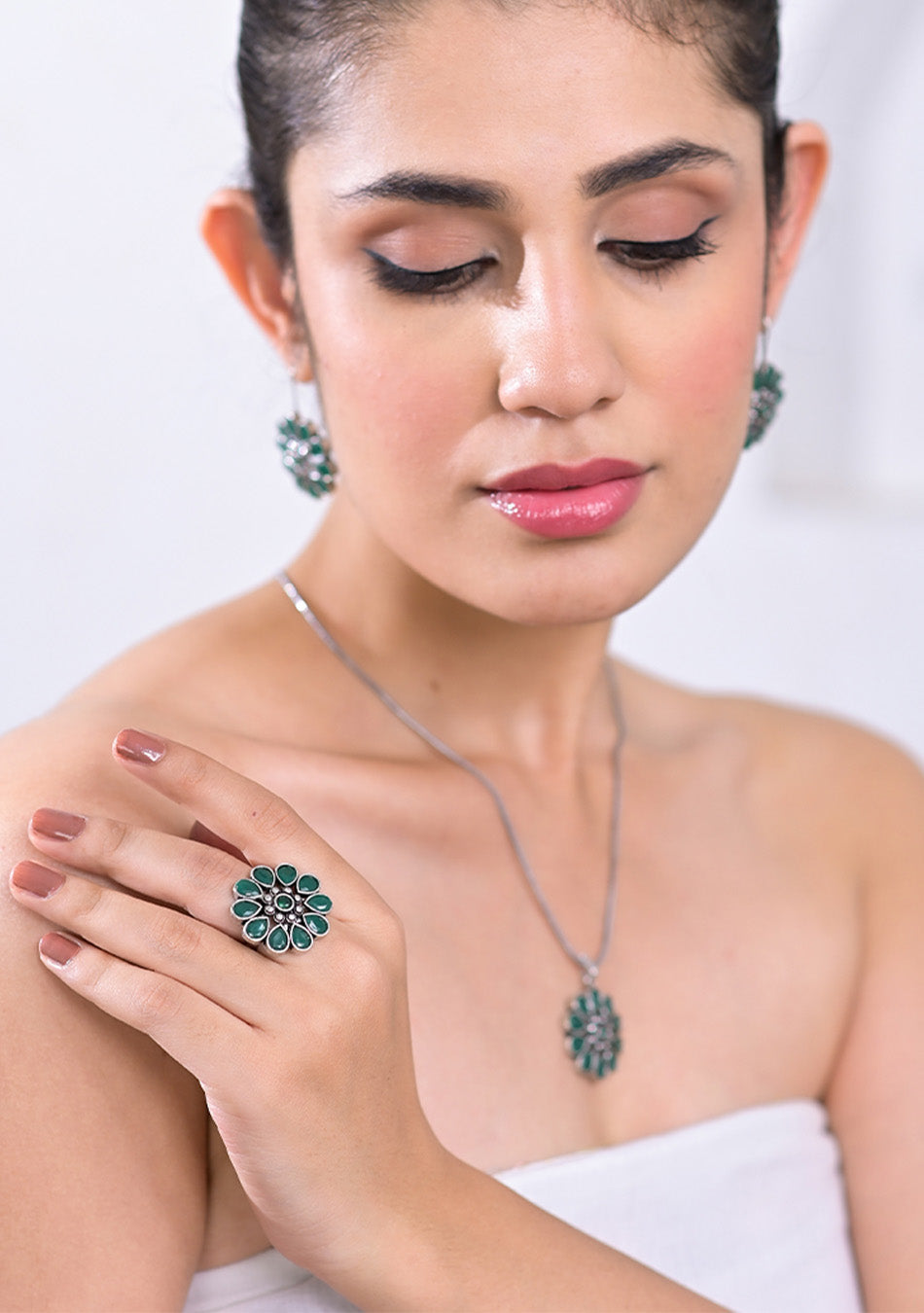 Emerald Blossom Pendant Set