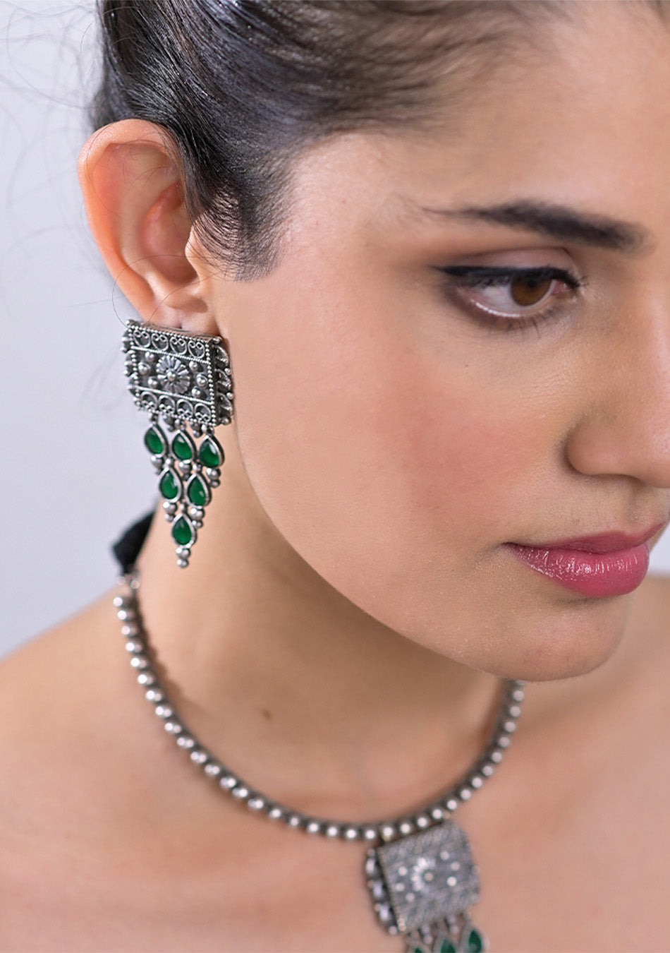 Emerald Oasis Choker Set