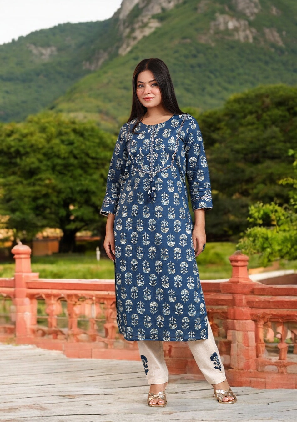Indigo Floral Motif kurta Set