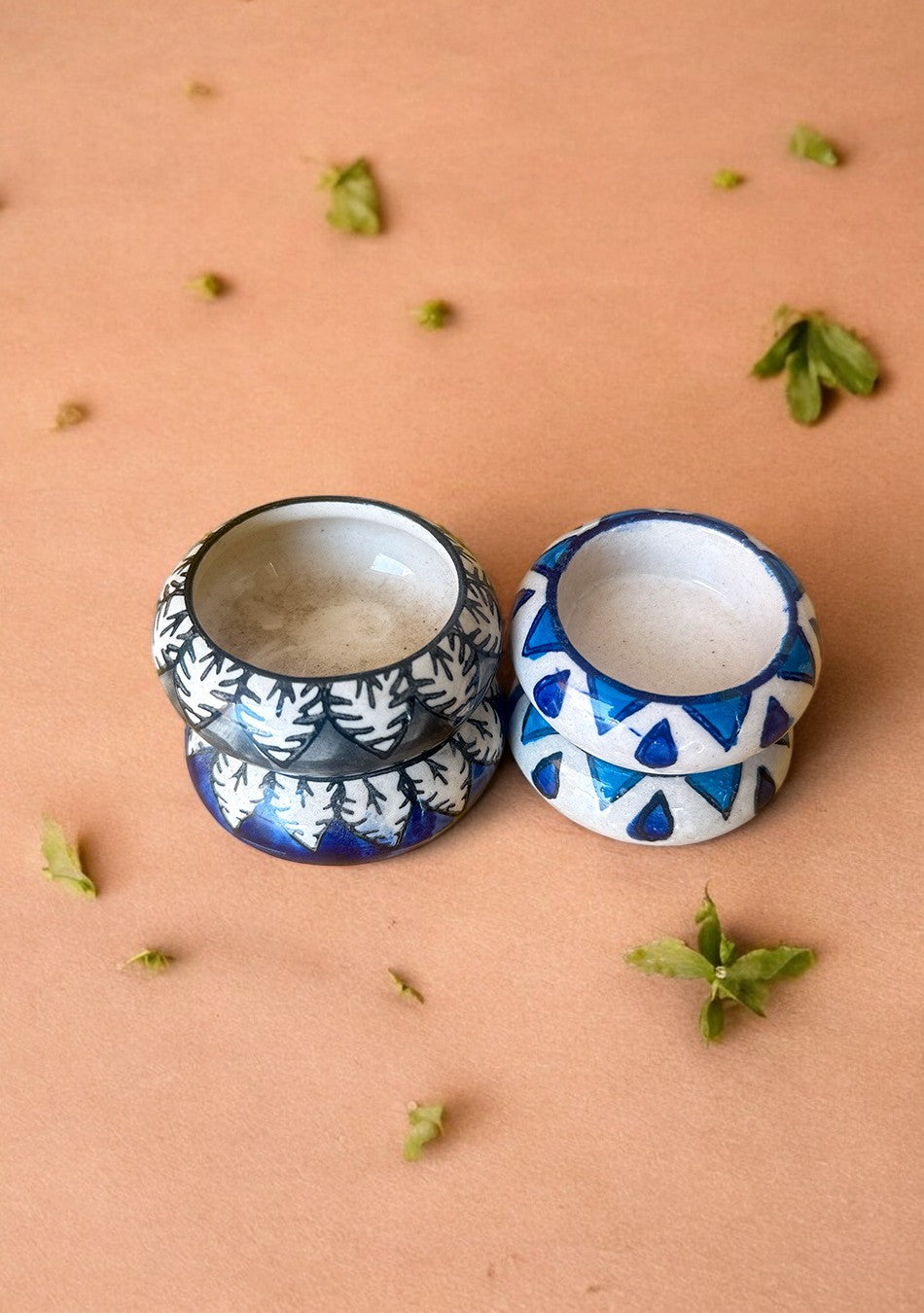 Leaf design Diya - Set Of 4