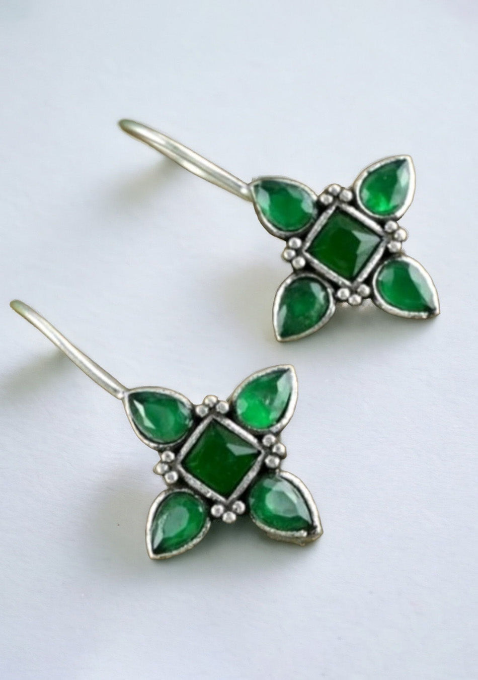 Emerald Blosson hook earrings