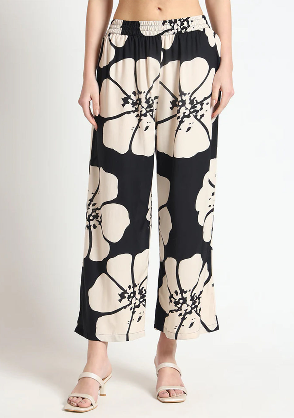 Black Floral Print Rayon Sleeveless Kurta with Pant