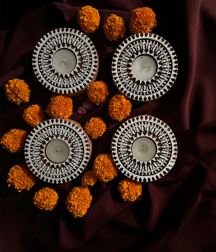 Wooden Devotion handcrafted Diya (Set of 4 Diyas)