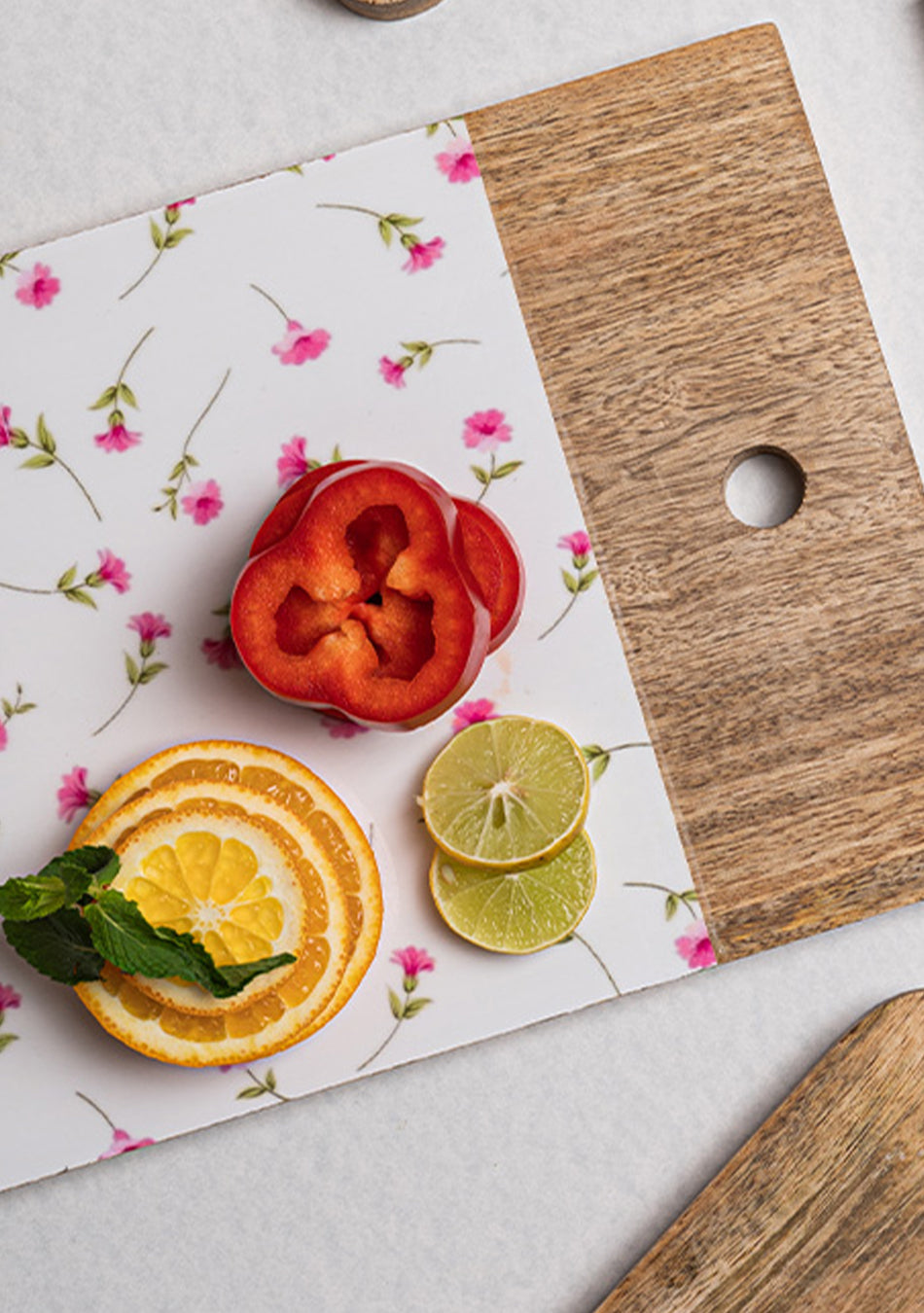 Pinker Full Cheese/Chopping Board