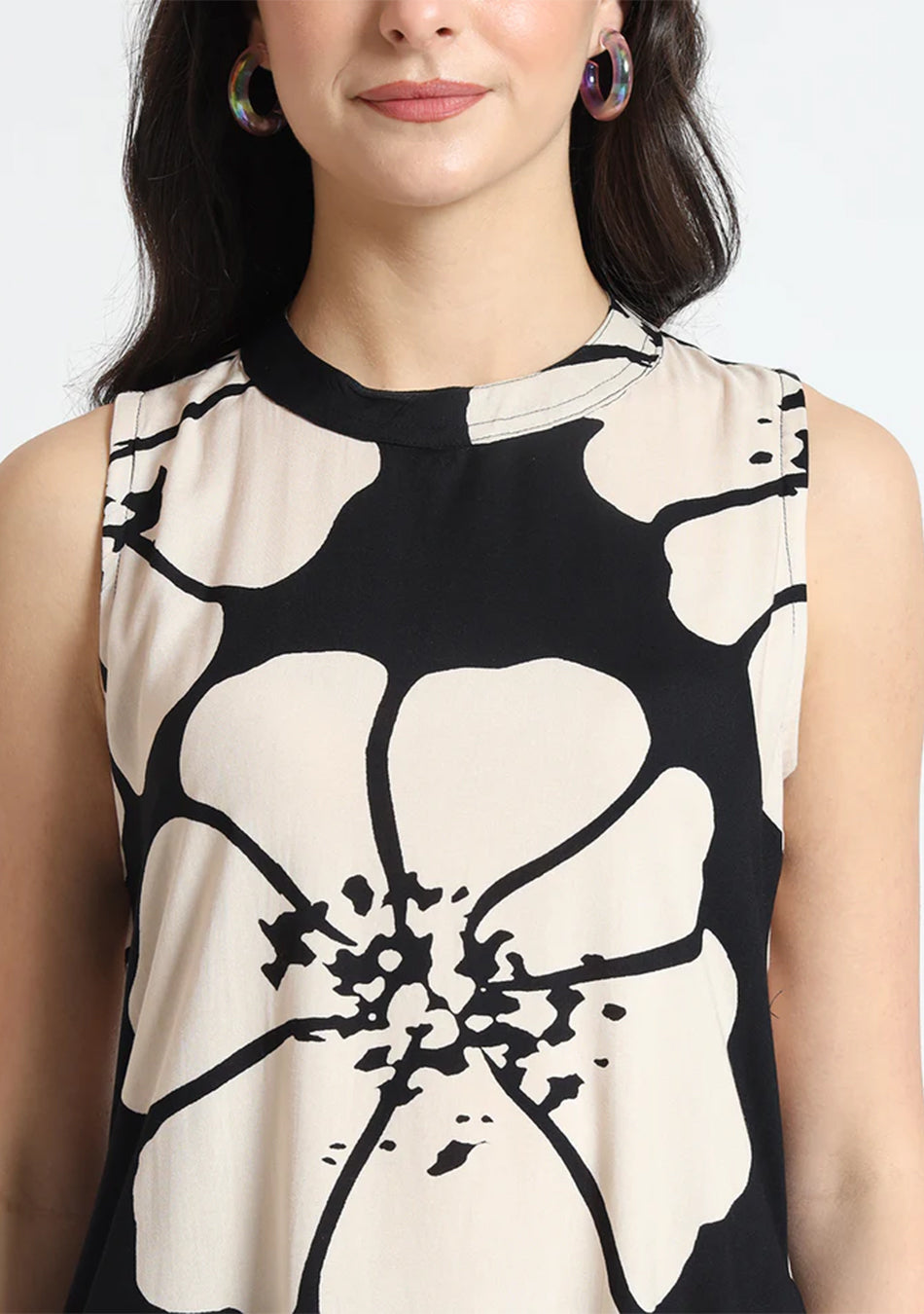 Black Floral Print Rayon Sleeveless Kurta with Pant