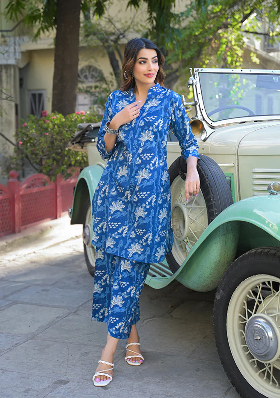 Blue Floral Print Cotton Fabric Kurta with Pant
