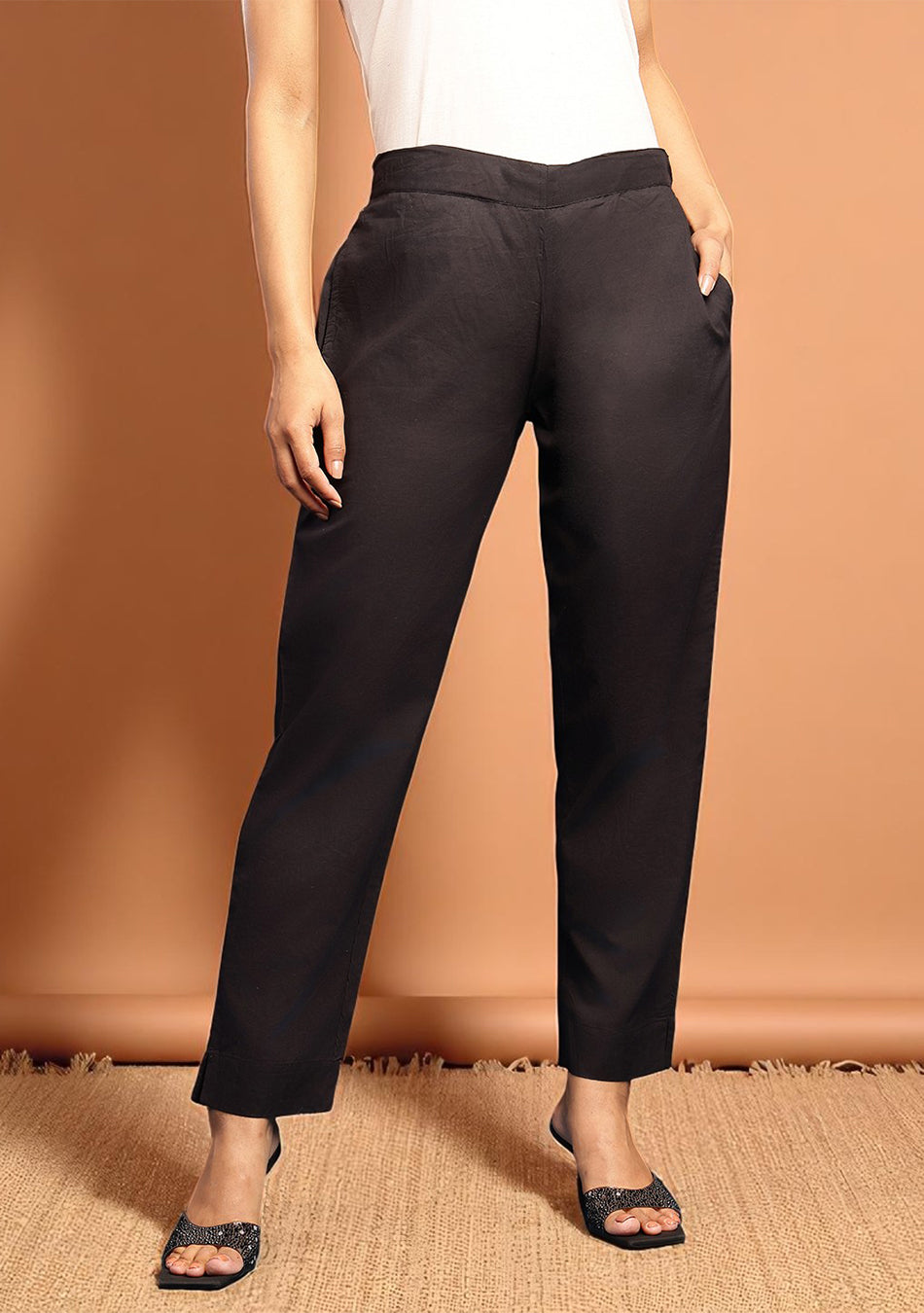 Aravalii Noir Mehraz Suit Set