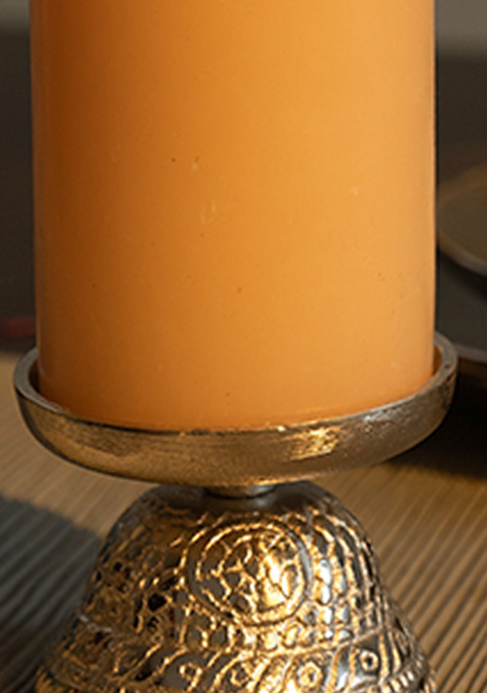 Silver Sheen Candlestand