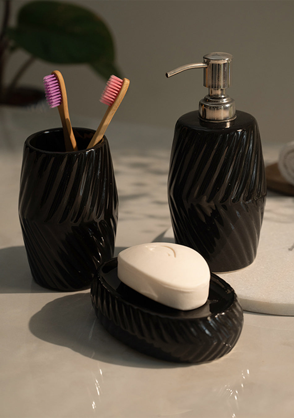Black Striped Bathroom Set