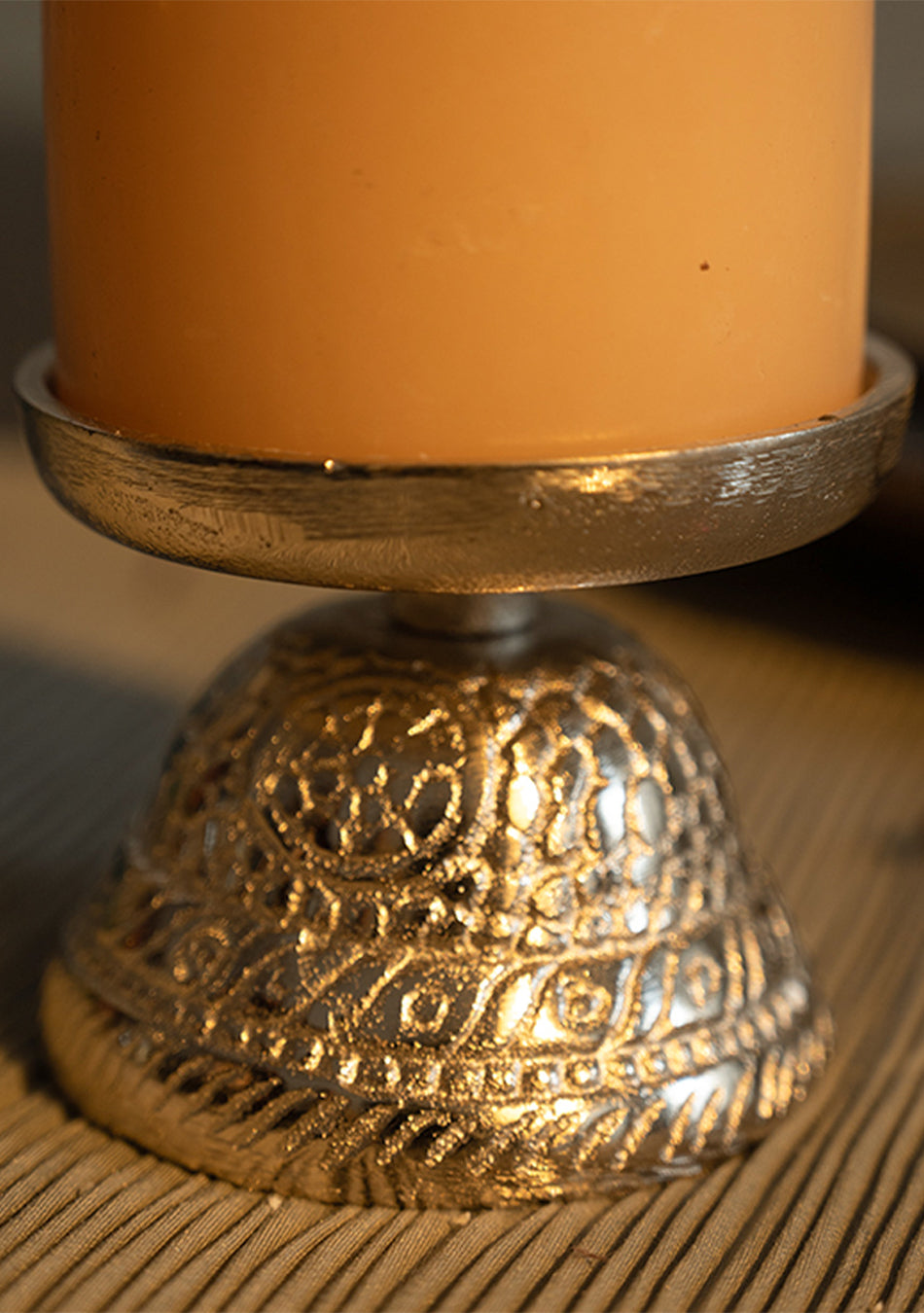 Silver Sheen Candlestand