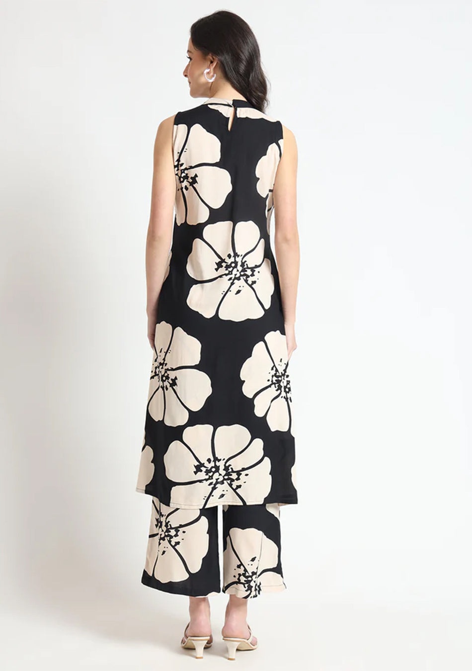 Black Floral Print Rayon Sleeveless Kurta with Pant