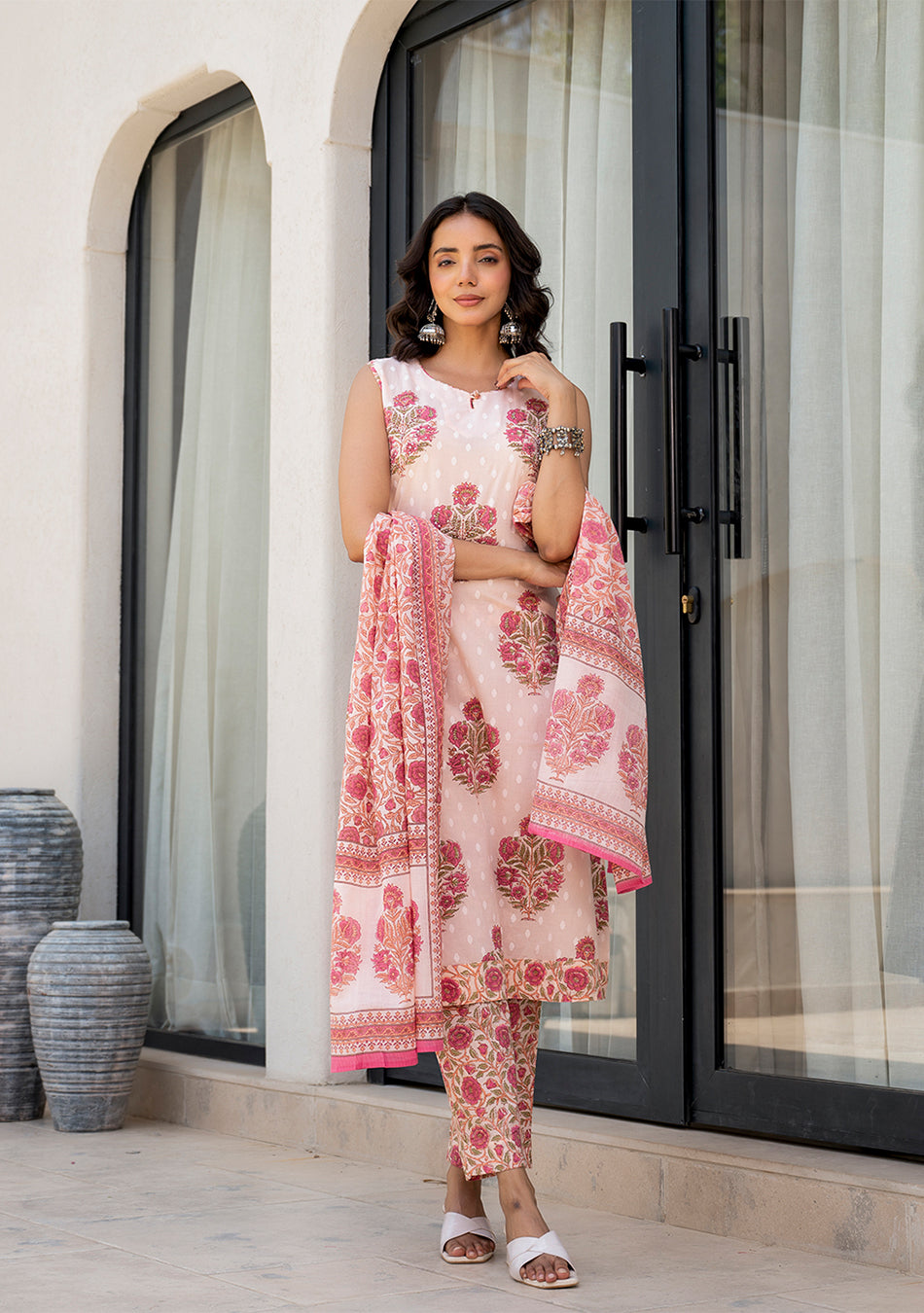Pink Floral Printed Cotton Straight Fit Kurta Pant Set