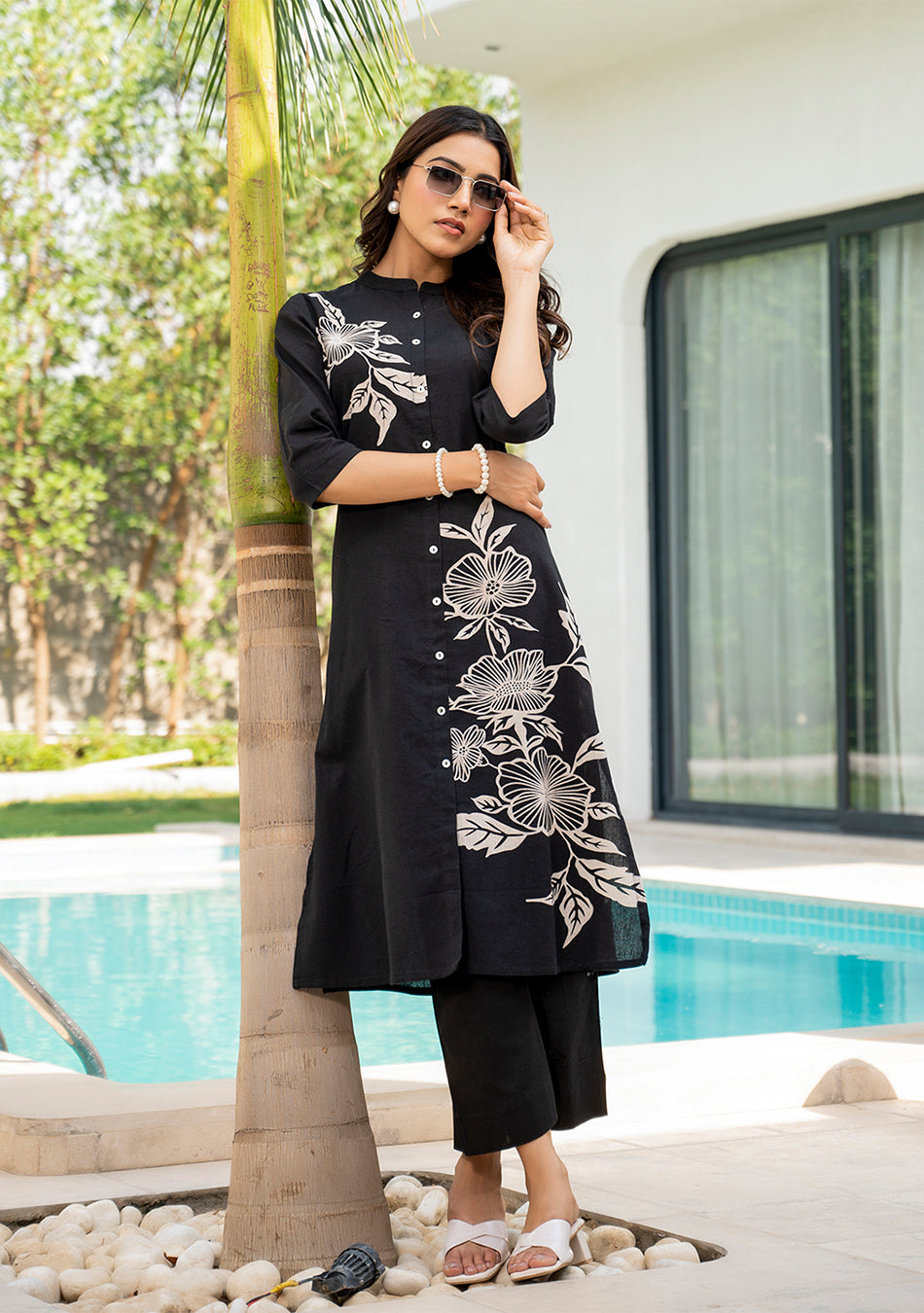 Black Floral Printed Cotton A-line Fit Kurta Pant Set