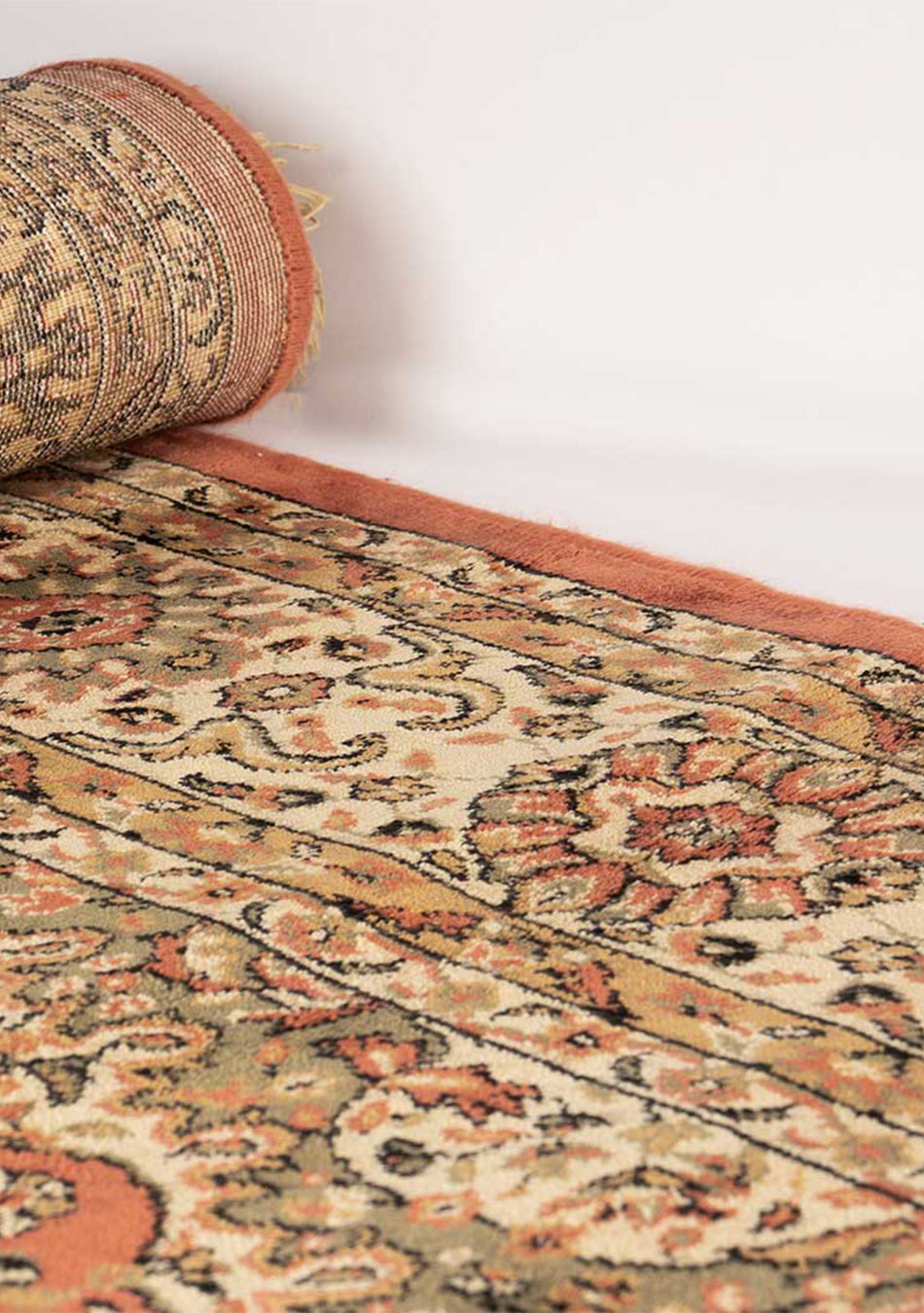 Jeita Grotto Silk Carpet