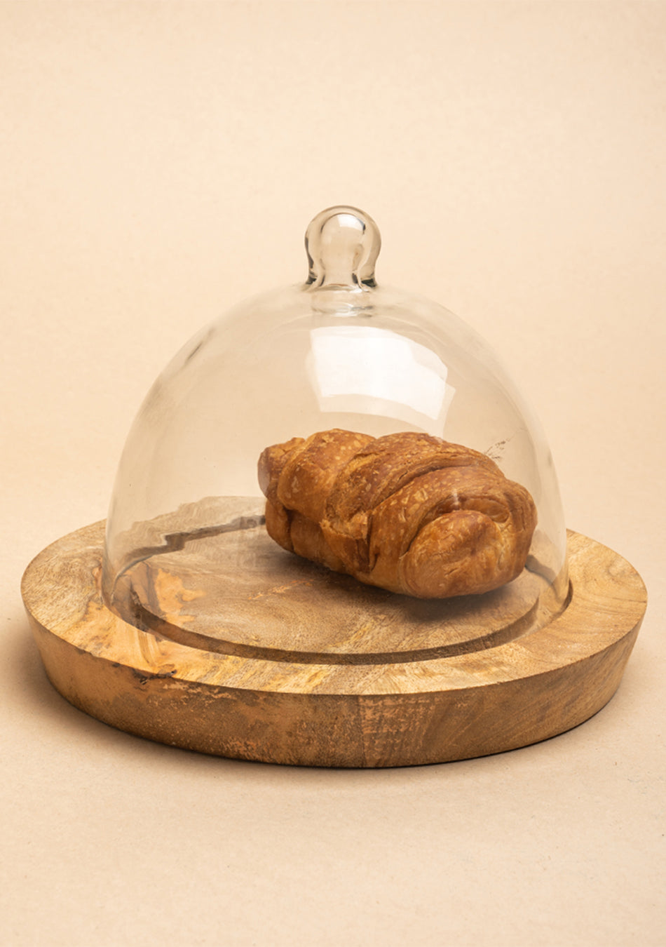 Victoria Tea Cake Cloche