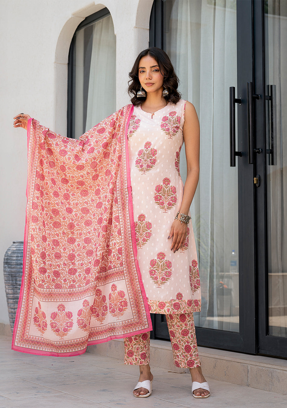 Pink Floral Printed Cotton Straight Fit Kurta Pant Set
