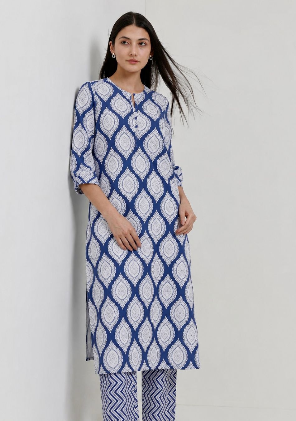 Aravalii Indigo Ripple Kurta Set