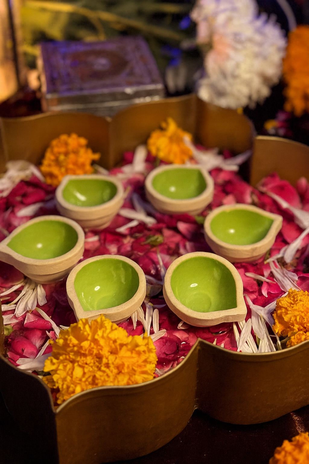 pista green diya set