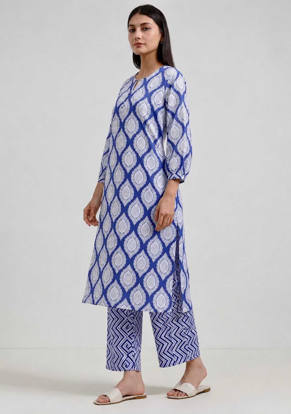 Aravalii Indigo Ripple Kurta Set