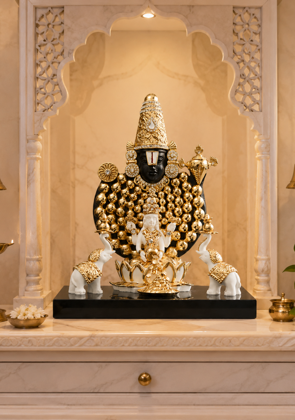 Aravalii Balaji and Lakshmi Figurine