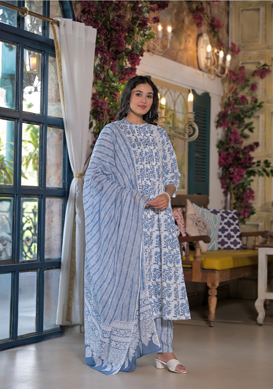 Aravalii Sky Veil Heritage Kurta Set