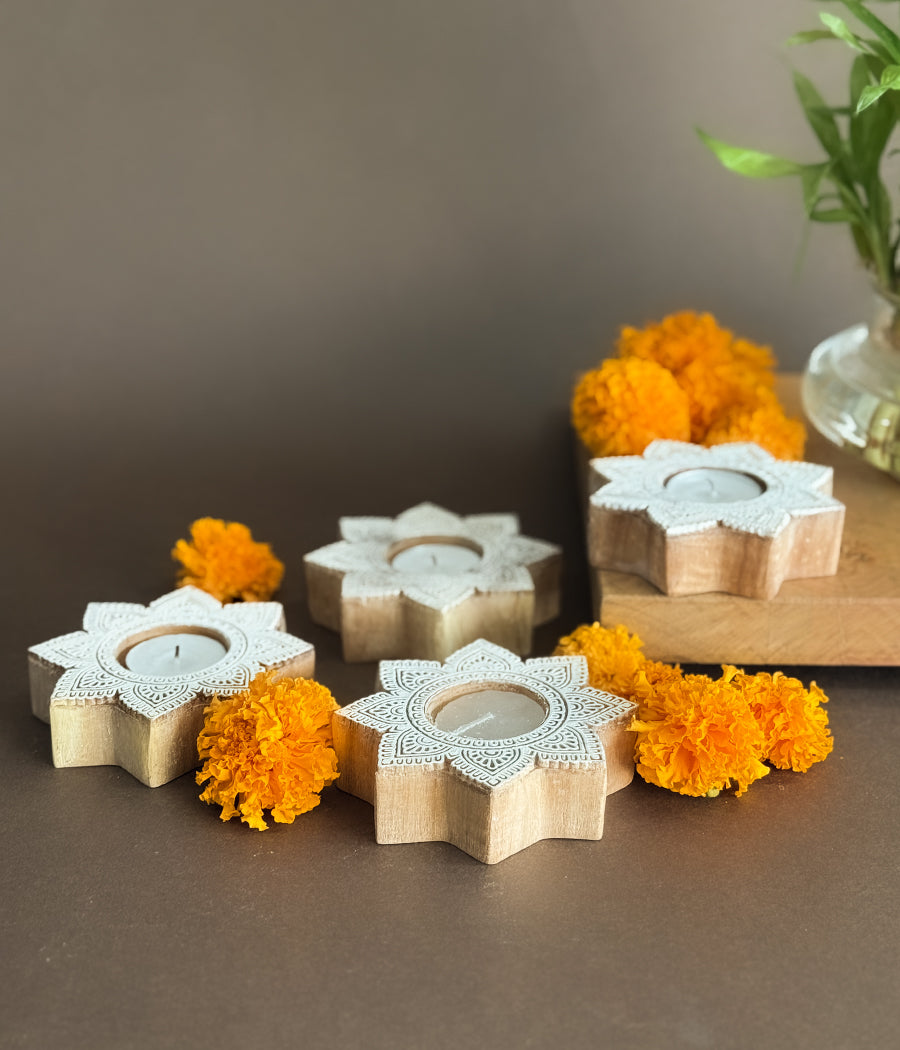 Star Carved Wood Tealight - Set of 4
