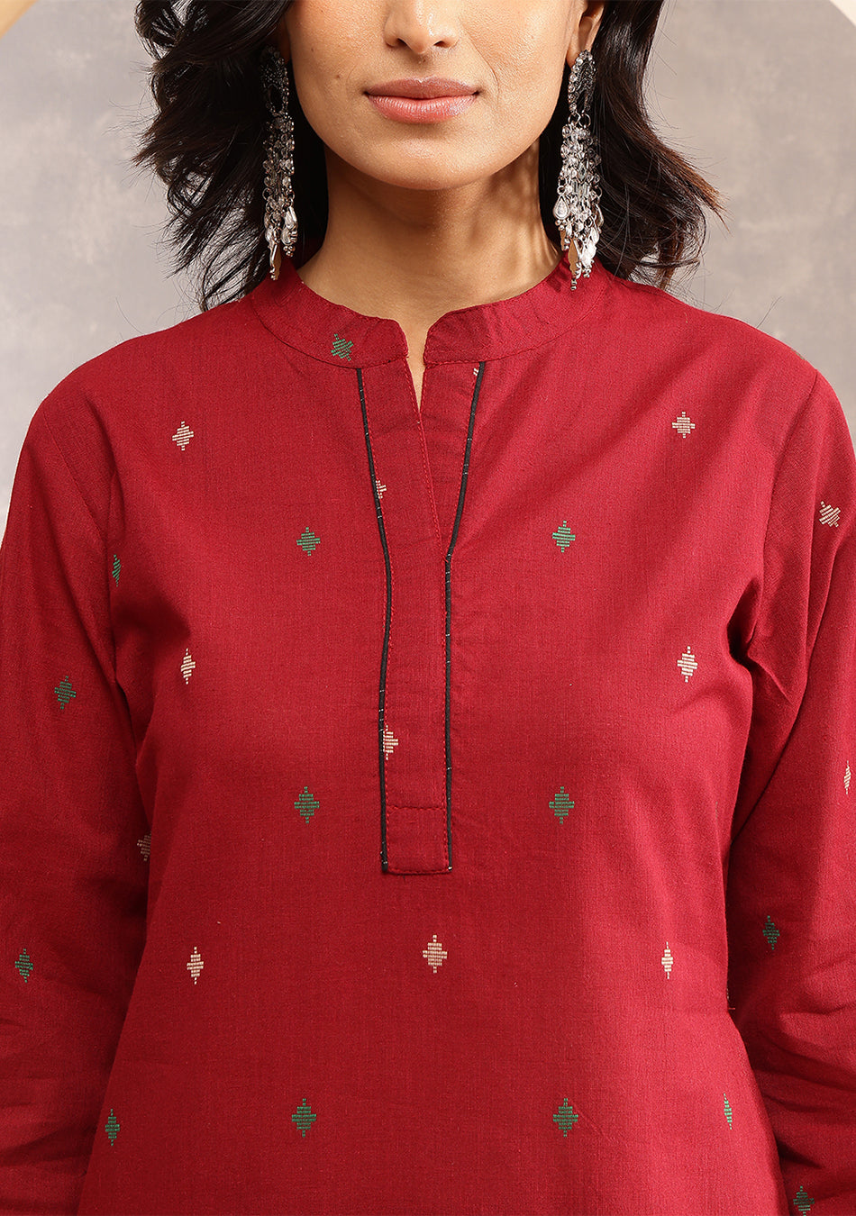 Garnet Grace Ikkat Kurta Set