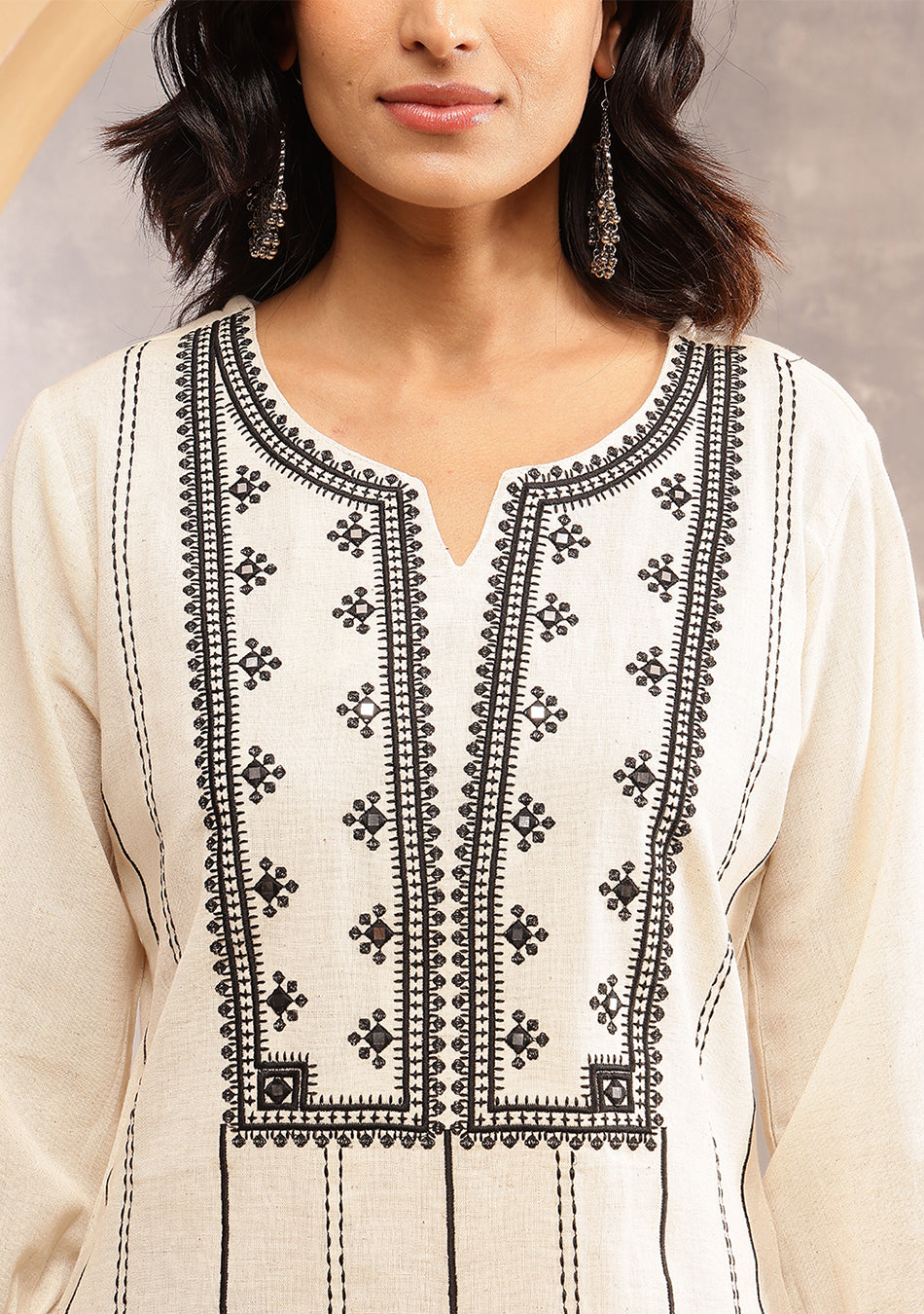 Linear Bloom Top