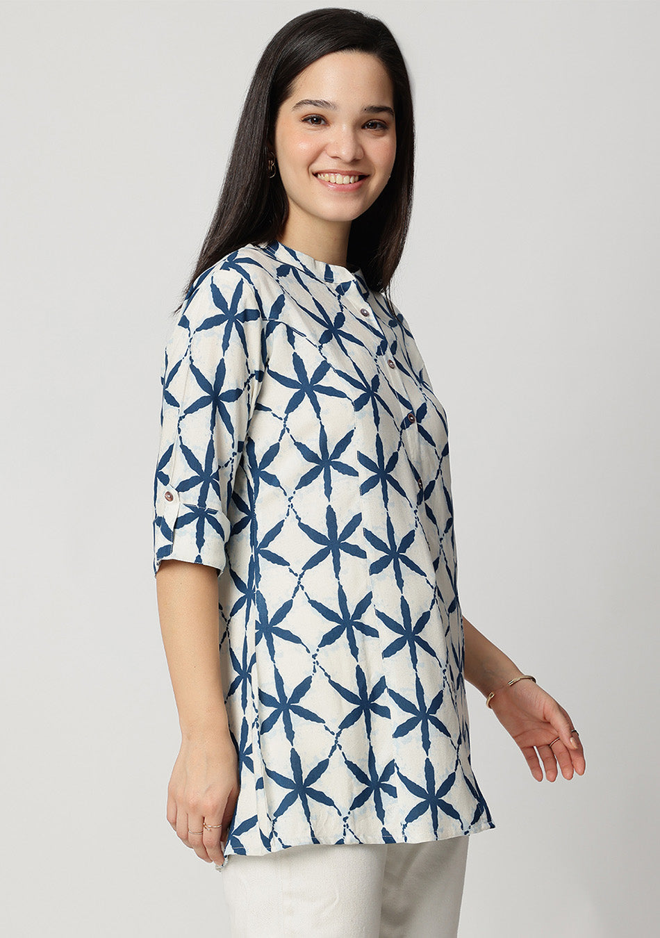 Indigo Lattice Top