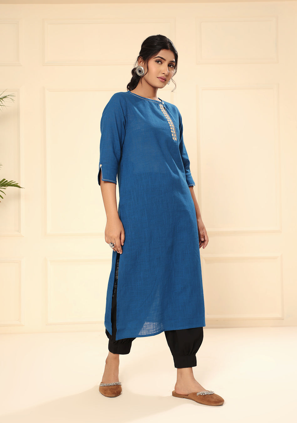 Elegant Blue Solid Cotton Kurta