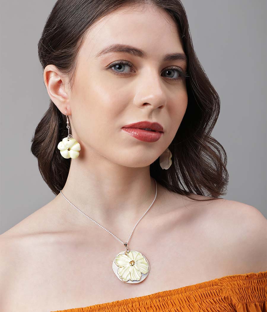 Buttercup Glow Earring and Pendant Set