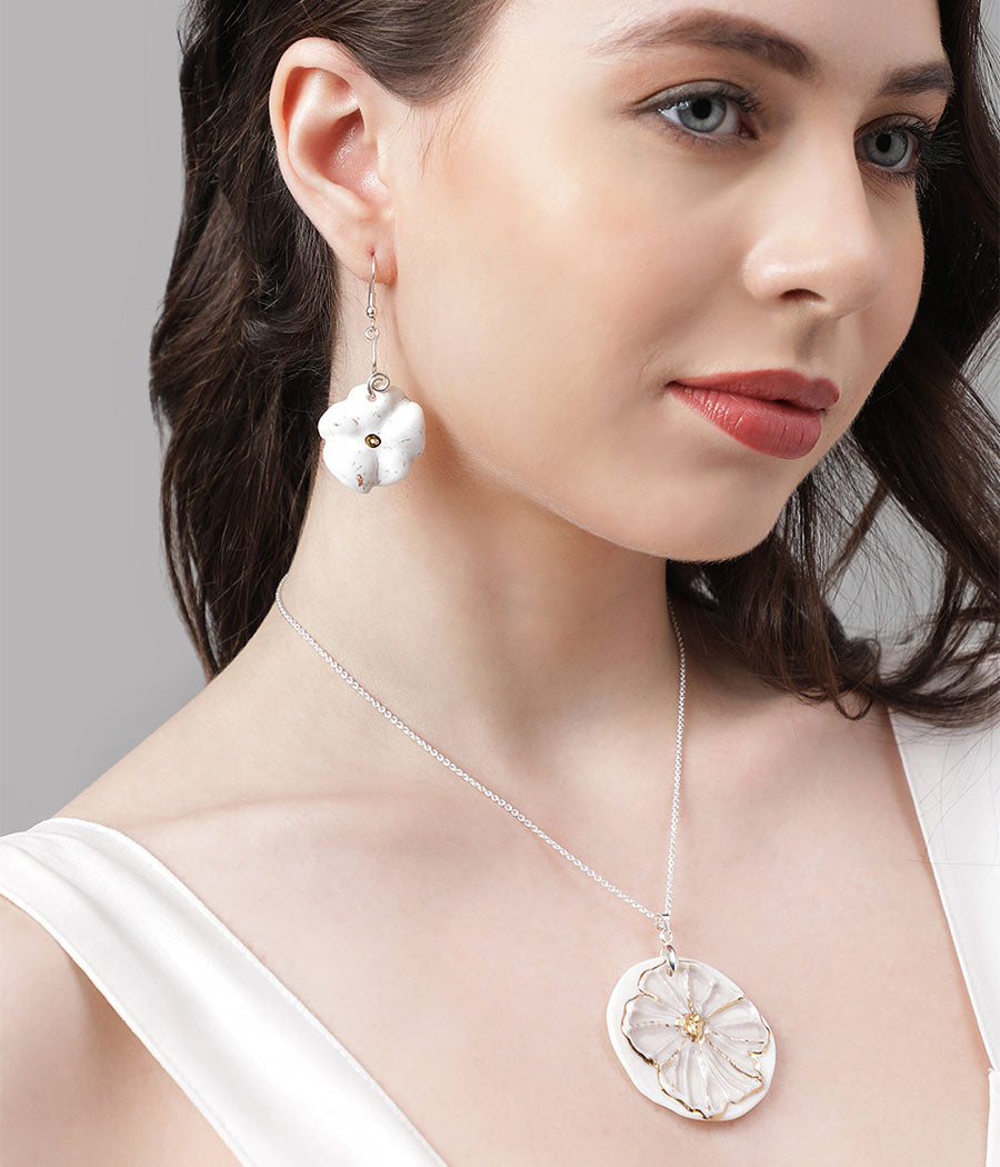 Ivory Blossom Earrings