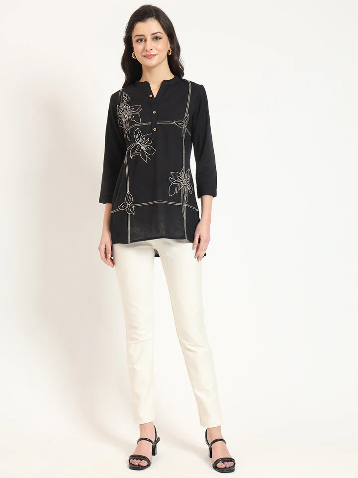 Black Embroidery Cotton Fabric Satraight Top