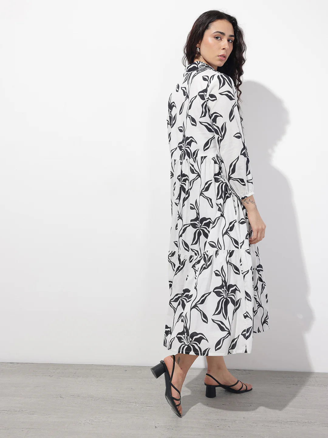 White Shirt Coller Mulmul Linning Cotton Dress