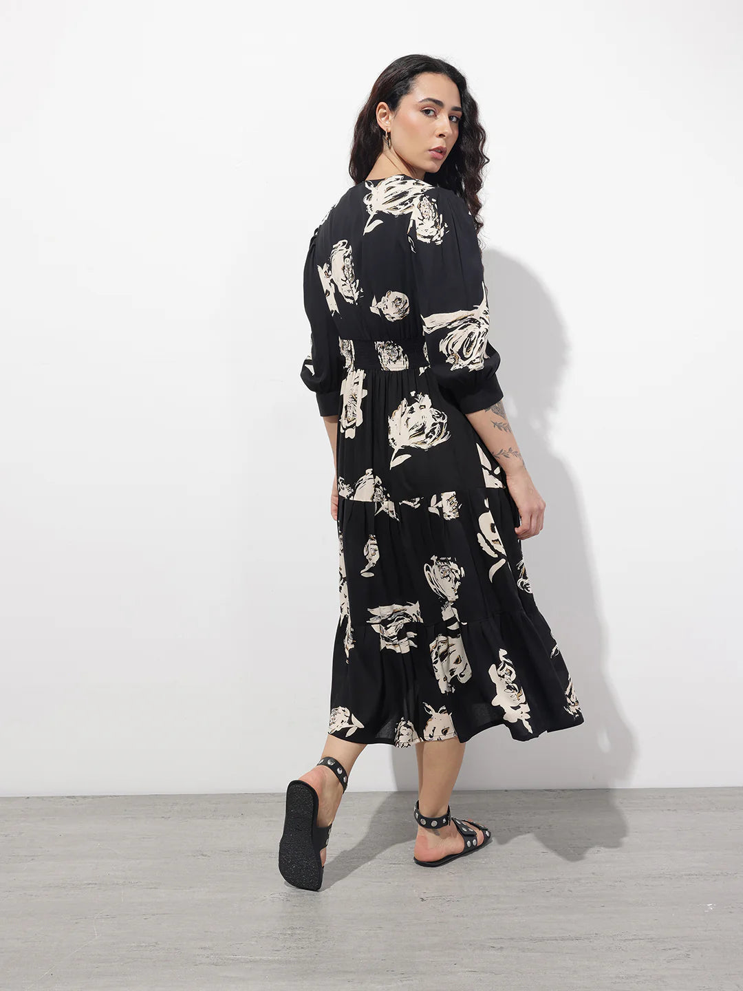 Aravalii Black V-Neck Midi Dress