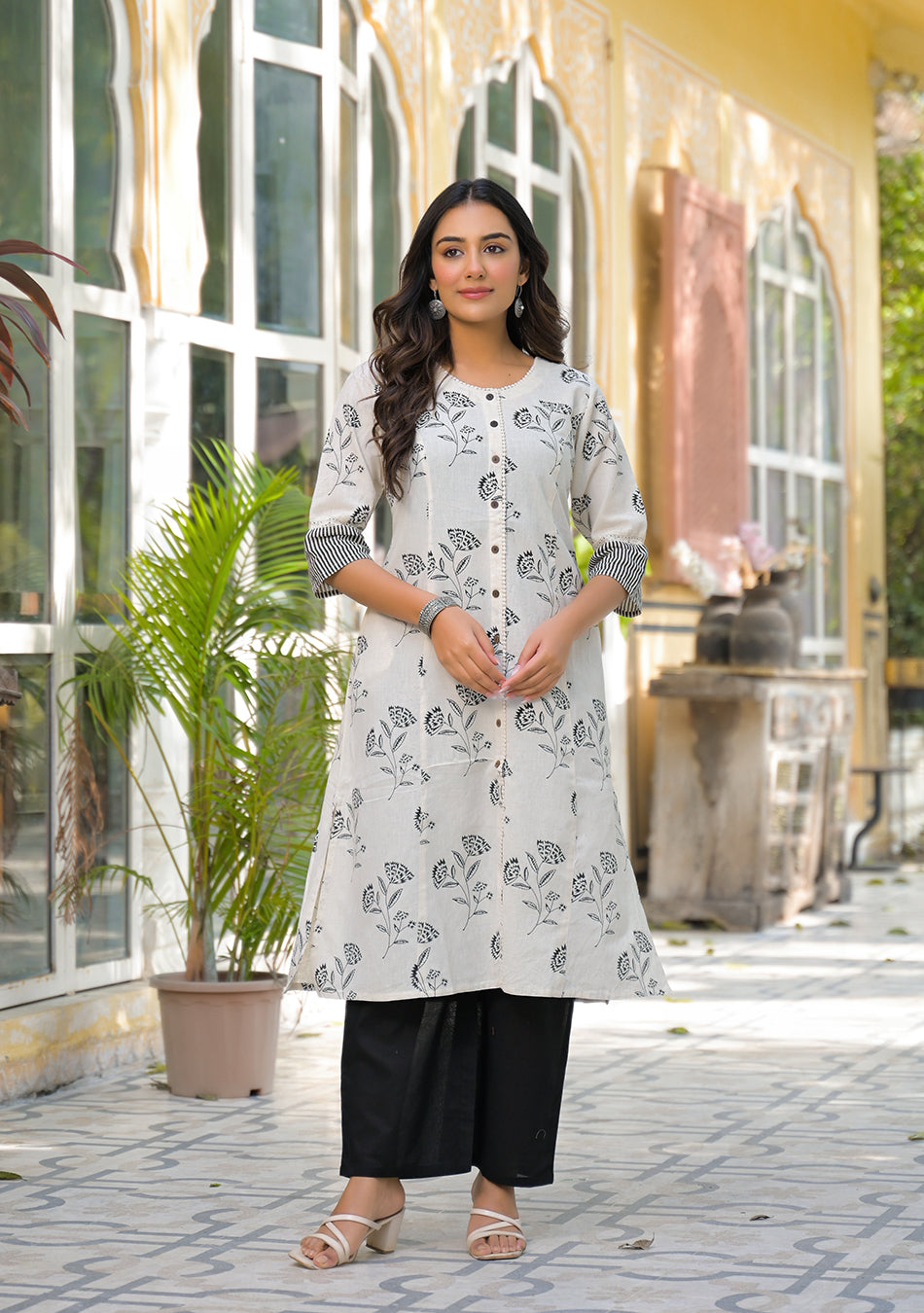 Chalk Mist Blossom Kurta
