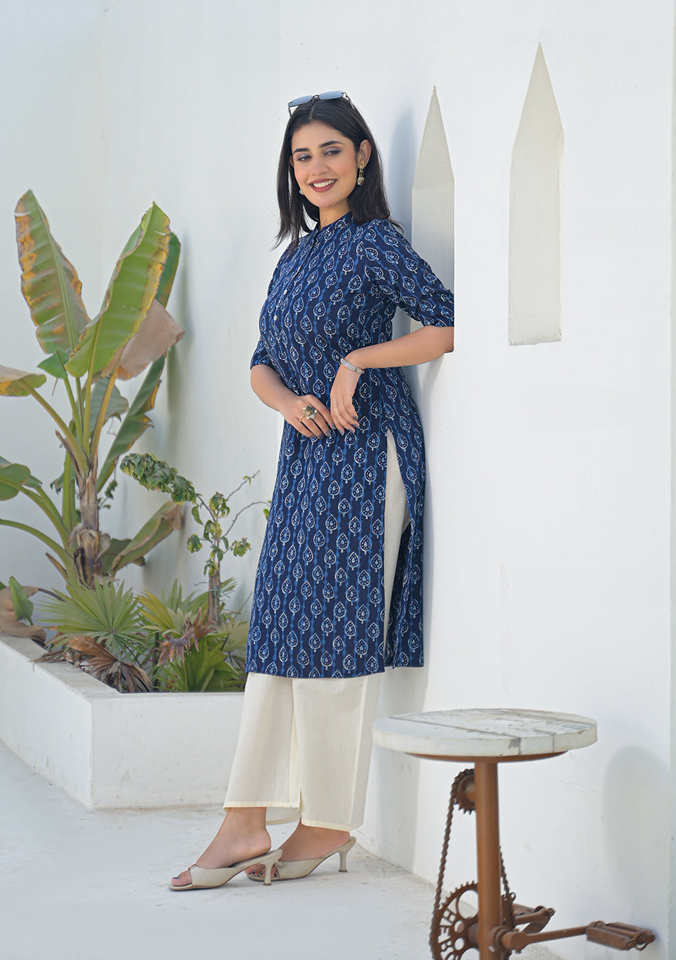 Aravalii Indigo mini floral Print Kurta