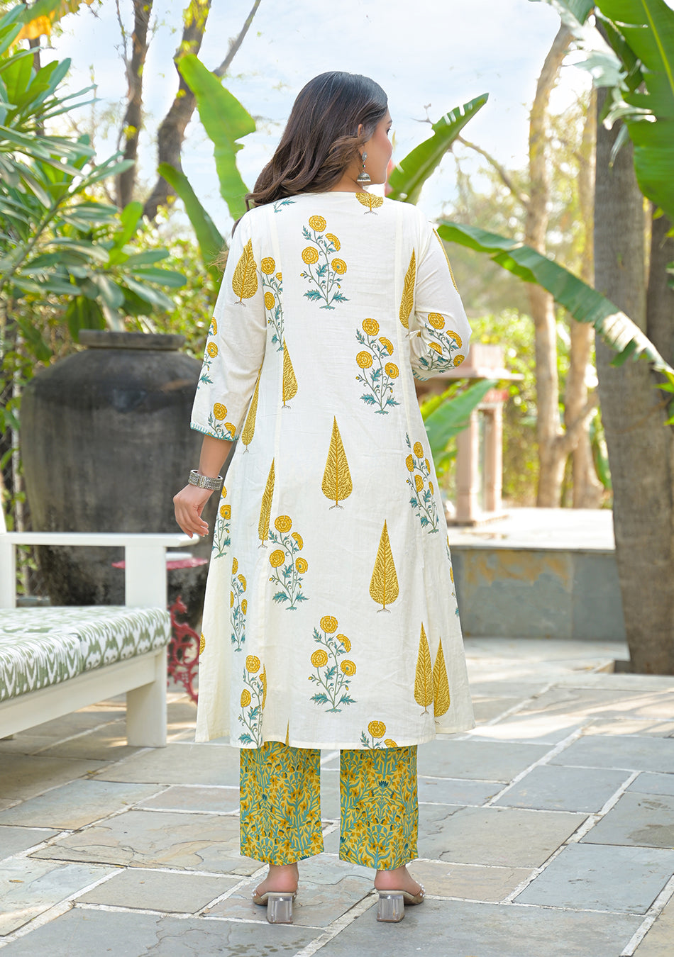 Aravalii Amaltas Noor Suit Set