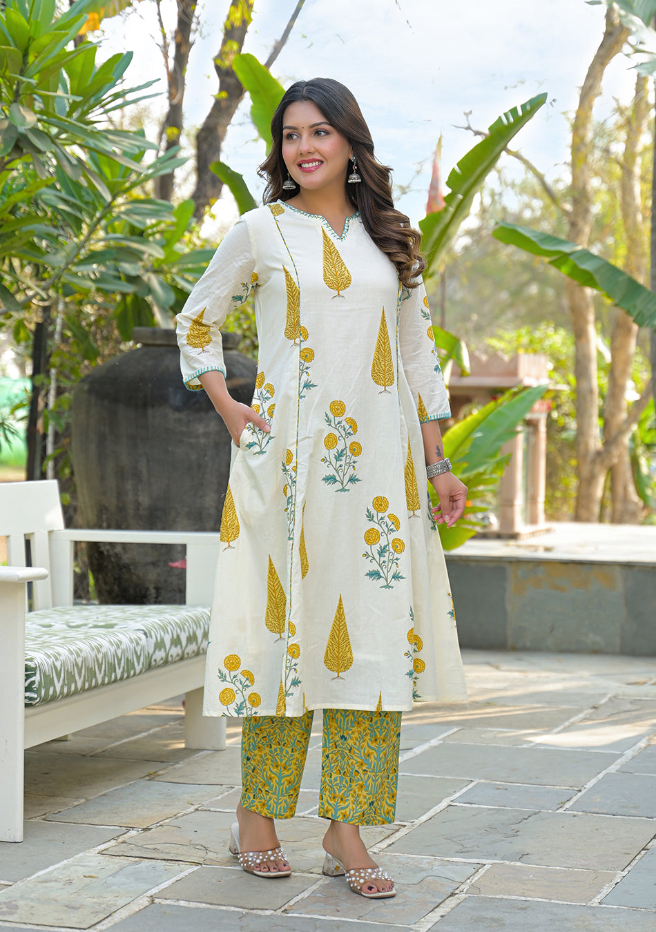 Aravalii Amaltas Noor Suit Set