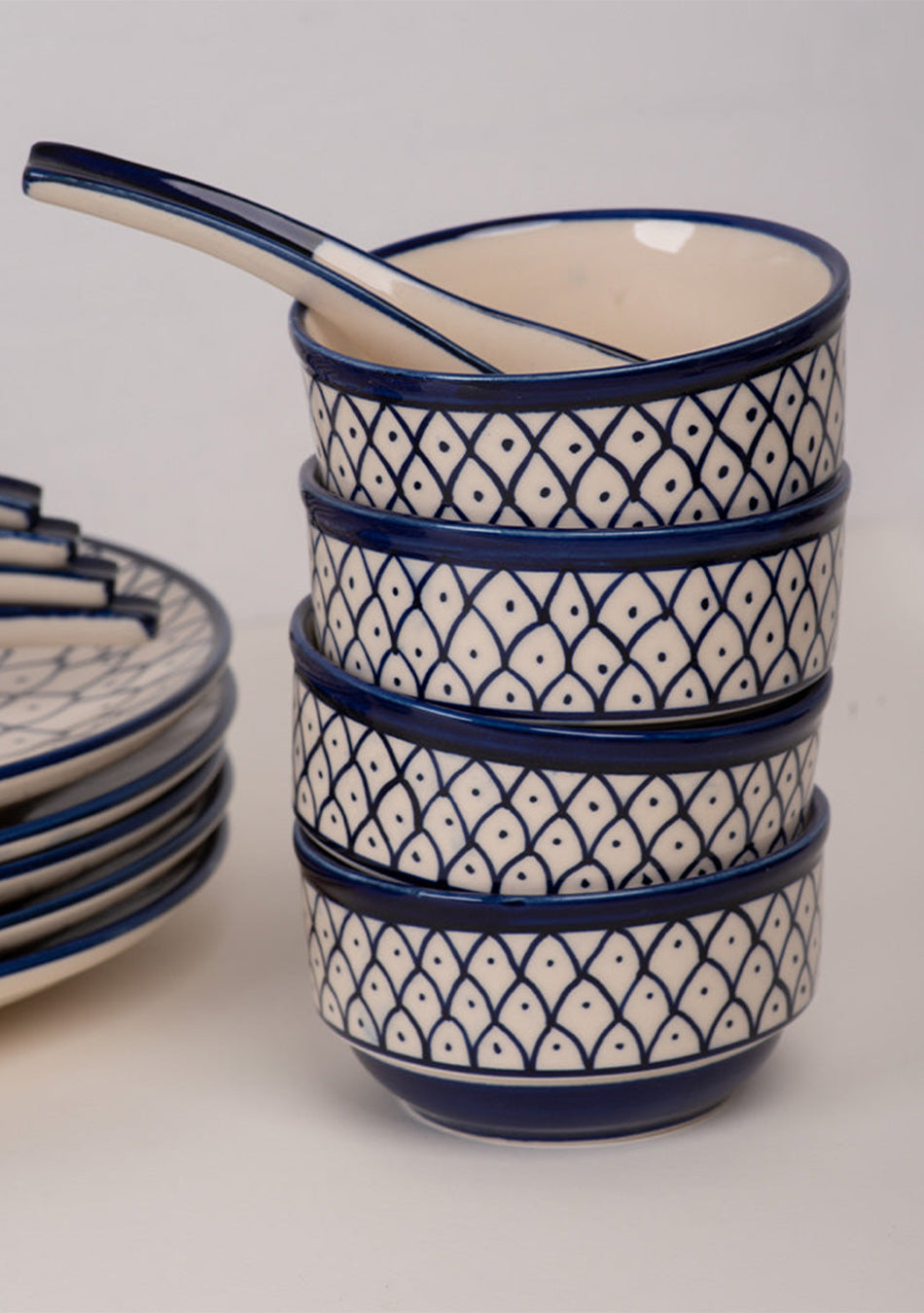 Lily of The Nile Ceramic Dinnerset - Set of 37