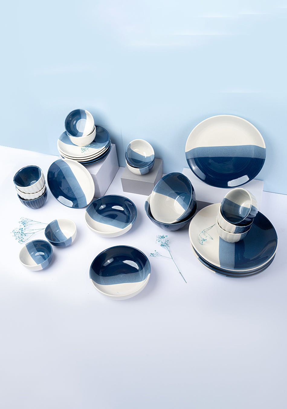 Bluebird Skies Dinnerset - Set of 28