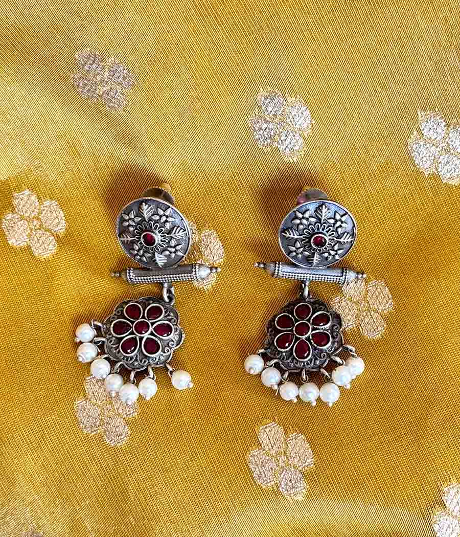Harmony Bloom Elegance Dangler