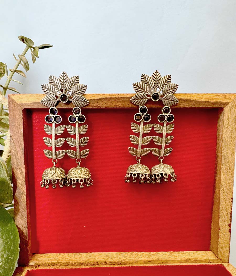 LOTUS BLOOM STUDS