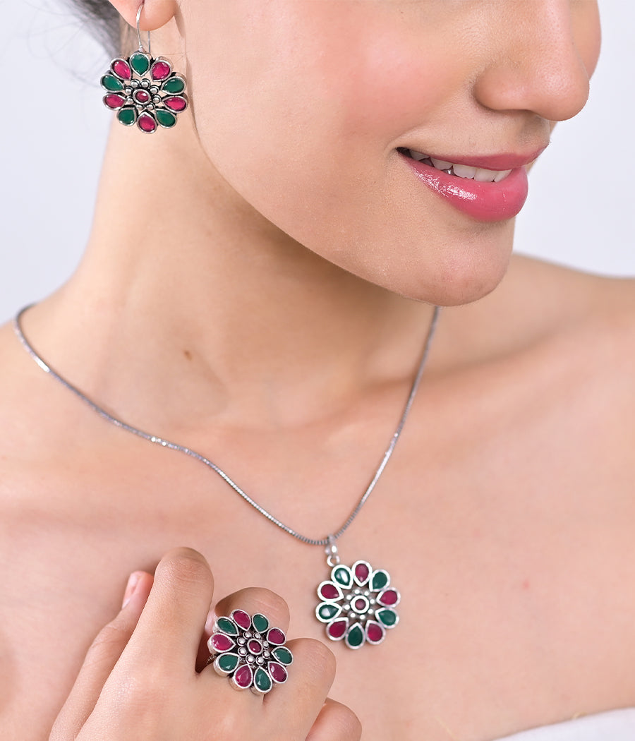 Crimson & Ivy Blossom Pendant Set