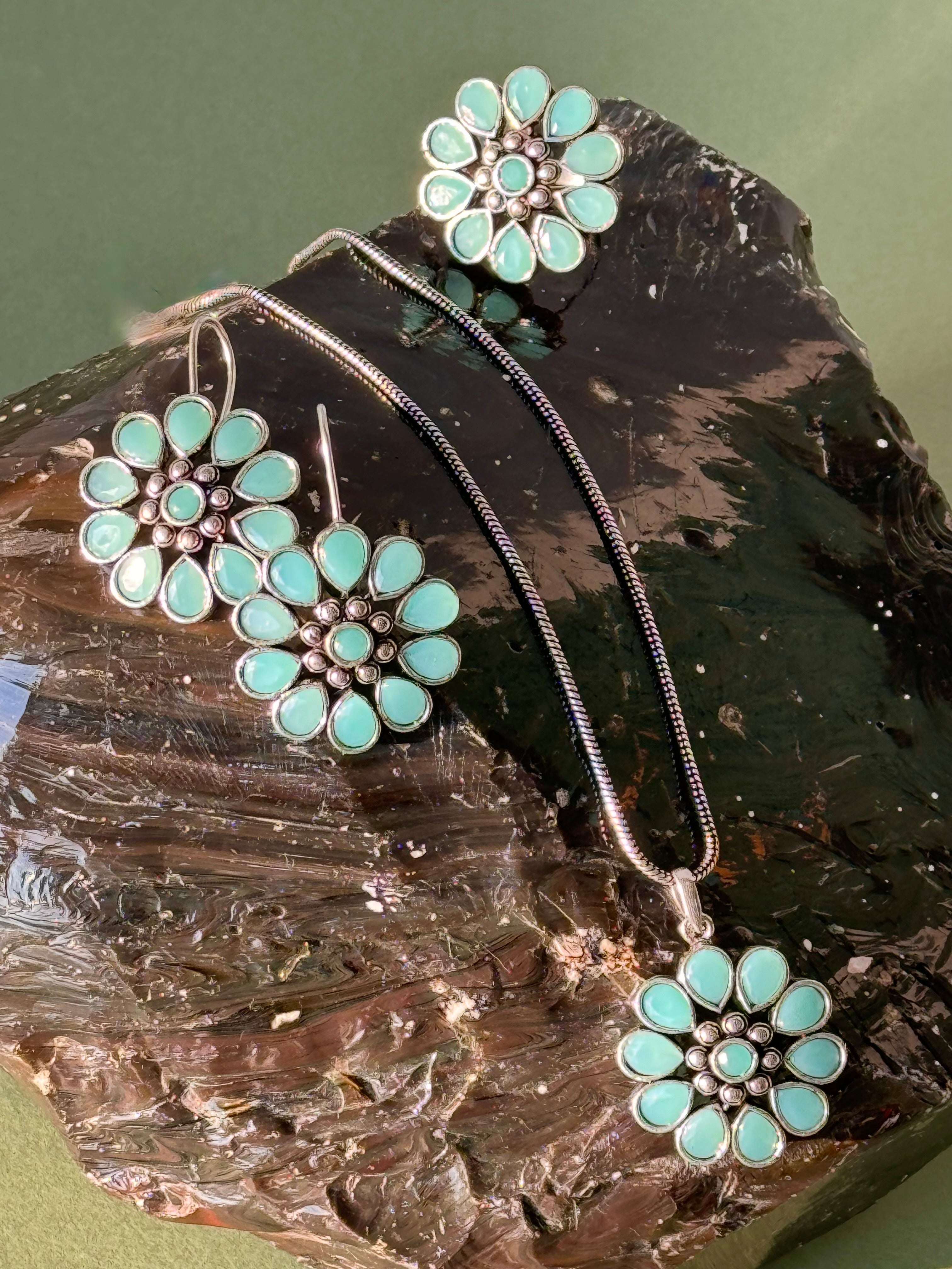 Teal Bloom Pendant Set