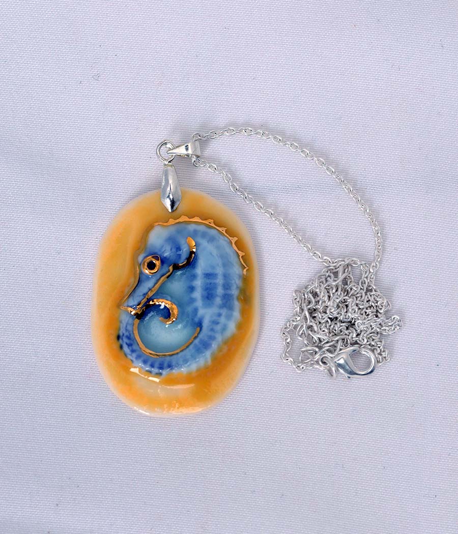 Sunlit Wave Earring and Pendant Set