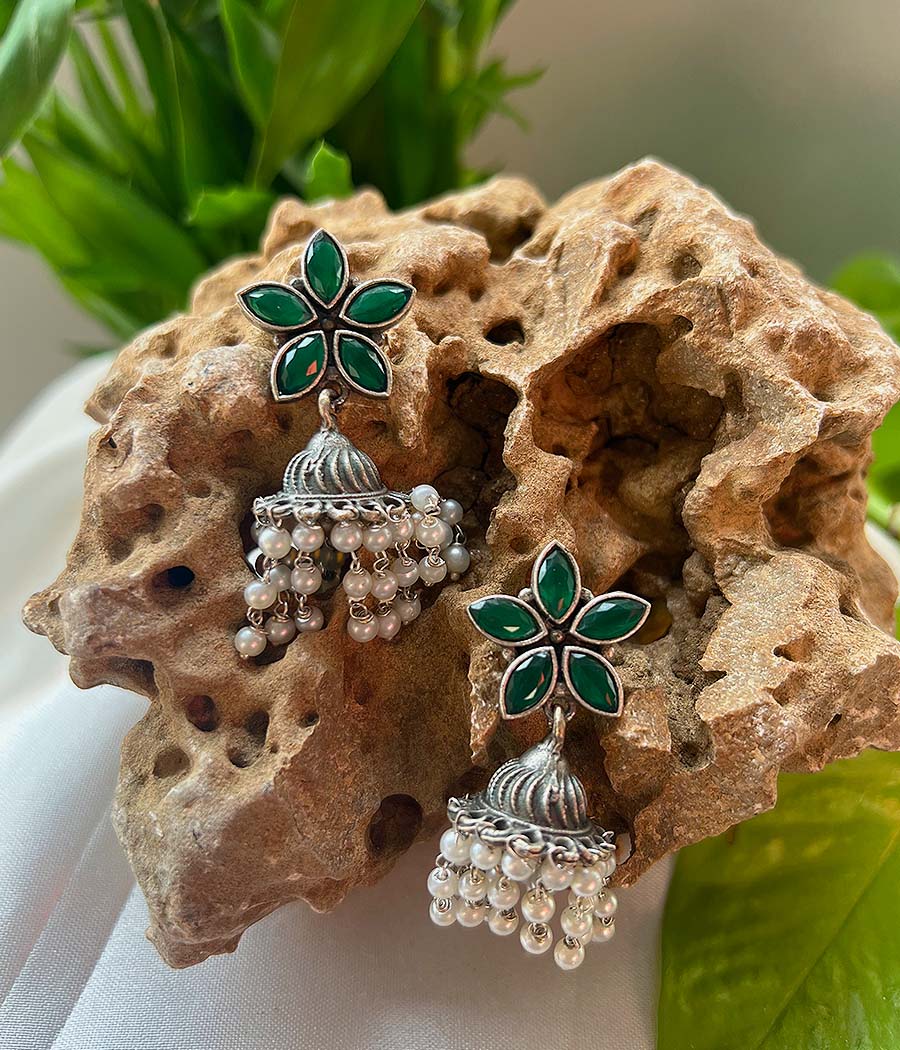 Verde Luster Pearl Jhumka